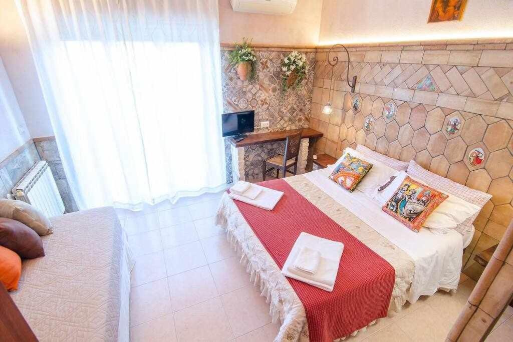 Casa Della Giara Parcheggio Supermercato A 200M Giarre Exterior foto